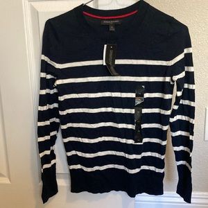 Banana republic white and navy striped crew neck sweater.